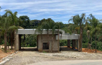 Imagem: A fazenda possui 30000m² de Área e Imóvel novo e está localizado