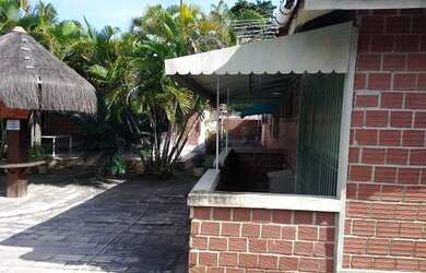 Imagem 7: M- LINDA CASA EM CONDOMINIO COM PISCINA COM 4 QTS E 3 BANHEIROS