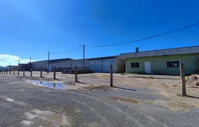 Imagem: O depósito possui 8.500m² de Área e está localizado em