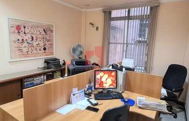 Imagem: O depósito possui 160m² de Área e está localizado em Centro