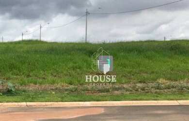 Imagem: O terreno possui 222m² de Área e está localizado em Mogi