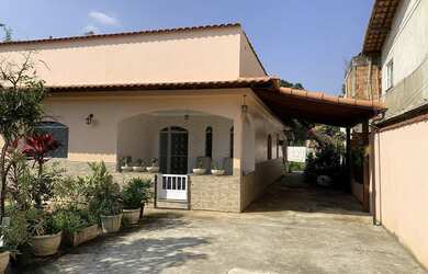 Imagem 1: CASA MARAVILHOSA. Piscina, Churrasqueira, 100m² de Áreae2 Vagas na garagem