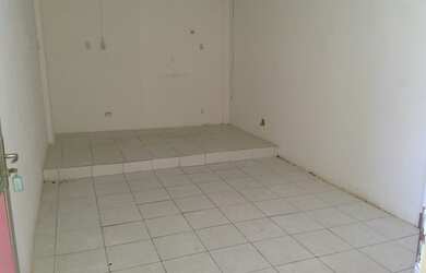 Imagem 9: Shopping para aluguel possui 19 metros quadrados em Itapuã - Salvador...