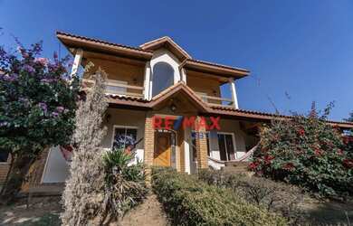 Imagem 2: Lindo Sobrado com 4 dorm, 300 m² por R$ 950.000 - Condomínio Ninho Verde II - Pardinho/SP