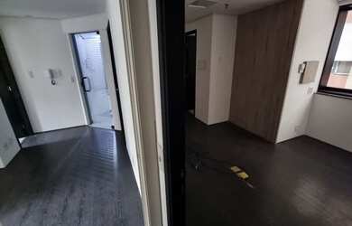 Imagem: O depósito possui 2 Vagas na garagem e 64m² de Área e está