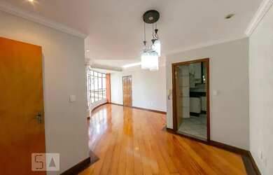 Imagem: O apartamento possui 4 Dormitórios, 2 Banheiros, 2 Vagas na