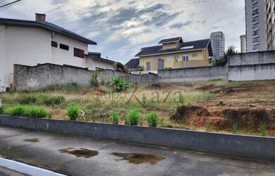 Imagem: O terreno possui 617m² de Área e está localizado em Parque