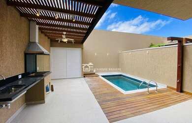 Imagem: A casa em condomínio possui 4 Dormitórios, 4 Banheiros, 2