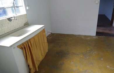 Imagem: A casa possui 1 Dormitório, 1 Banheiro, 45m² de Área e está