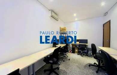 Imagem: O depósito possui 15m² de Área e está localizado em Jardim