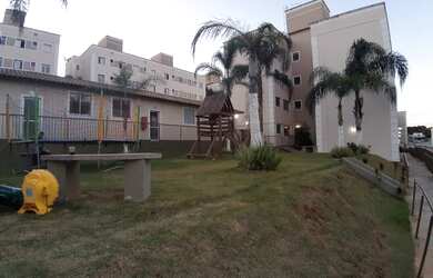 Imagem: O apartamento possui 2 Dormitórios, 1 Banheiro, 1 Vaga na garagem