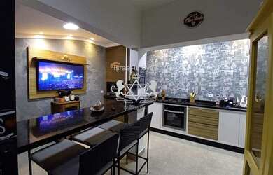 Imagem: A casa possui 2 Dormitórios, 2 Banheiros, 1 Vaga na garagem