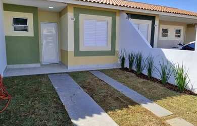 Imagem: A casa em condomínio possui 2 Dormitórios, 1 Banheiro, 2 Vagas