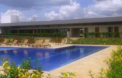 Imagem: A casa possui 300m² de Área e está localizado em Ilhotas