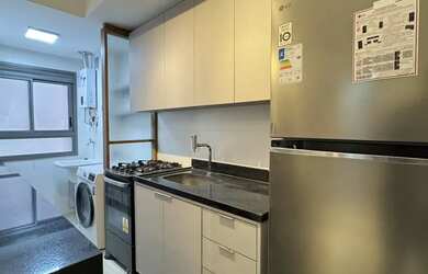 Imagem 2: APARTAMENTO RECÉM REFORMADO DE 1 SUÍTE + LAVABO PARA LOCAÇÃO NO CENTRO DE ALPHAVILLE