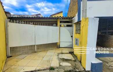 Imagem: A casa possui 2 Dormitórios, 2 Banheiros, 65m² de Área e