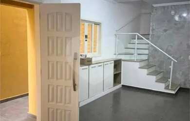 Imagem: A casa possui 3 Dormitórios, 4 Banheiros, 4 Vagas na garagem