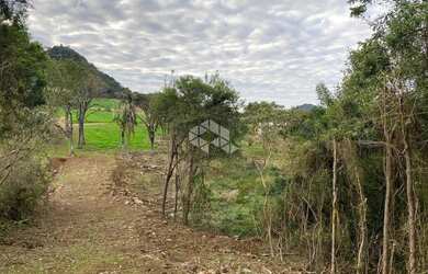 Imagem 4: Chácara com casa e ótimo aproveitamento