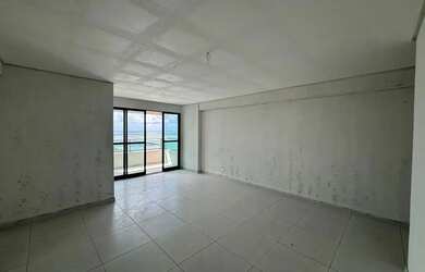 Imagem 3: More na Beira Mar de Casa Caiada Lindo apartamento de 3 quartos 95m²...