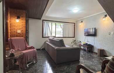 Imagem 9: Casa com Piscina 4 quartos 1 escritório e piscina