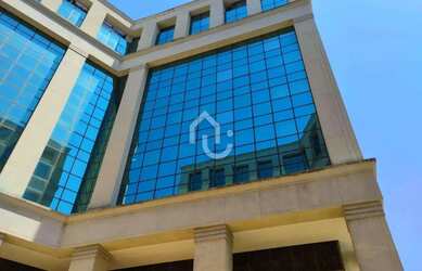 Imagem: O depósito possui 1 Vaga na garagem e 32m² de Área e está