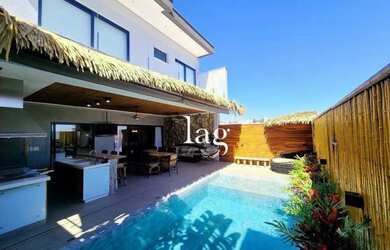 Imagem: A casa em condomínio possui 3 Dormitórios, 4 Banheiros, 4