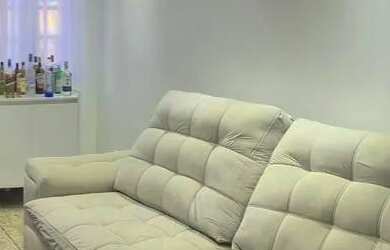 Imagem: A casa possui 3 Dormitórios, 3 Banheiros, 2 Vagas na garagem