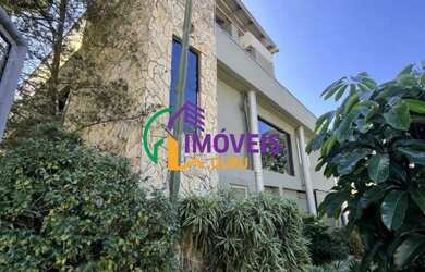 Imagem: A casa em condomínio possui 3 Dormitórios, 5 Banheiros, 5