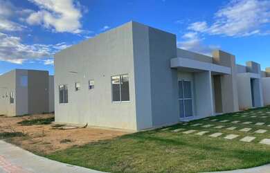 Imagem: A casa em condomínio possui 2 Dormitórios, 2 Banheiros e 3