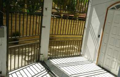 Imagem: A casa possui 2 Dormitórios, 1 Vaga na garagem e está localizado