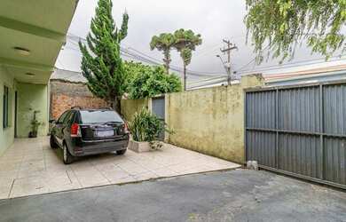 Imagem 4: Sobrado com 7 dormitórios à venda, 150 m² por R$ 895.000,00 - Novo Mundo - Curitiba/PR