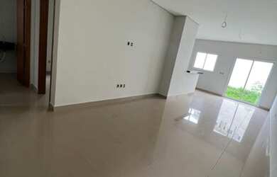 Imagem: A casa em condomínio possui 3 Dormitórios, 2 Banheiros, 2