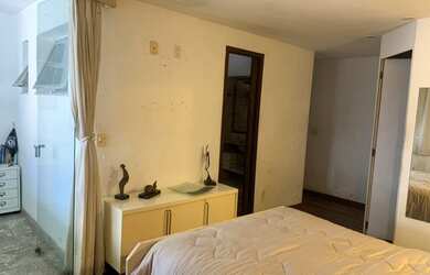 Imagem 12: Cobertura ampla vista livre com piscina e churrasqueira