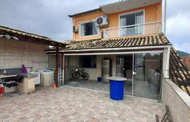 Imagem: A casa em condomínio possui 3 Dormitórios, 2 Banheiros, 168m²