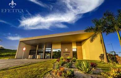 Imagem: O terreno possui 432m² de Área, Piscina e está localizado