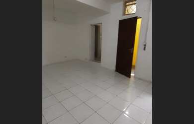 Imagem: A kitnet possui 1 Banheiro, 30m² de Área e está localizado