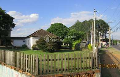 Imagem: O terreno possui 560m² de Área e está localizado em Feitoria