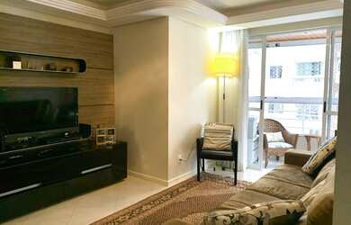 Imagem: O apartamento possui 3 Dormitórios, 2 Banheiros, 2 Vagas na