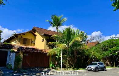 Imagem 2: Mansão anos 80 Condomínio Santa Helena - Barra da Tijuca