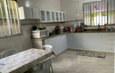 Imagem 10: CASA MARAVILHOSA. Piscina, Churrasqueira, 100m² de Áreae2 Vagas na garagem