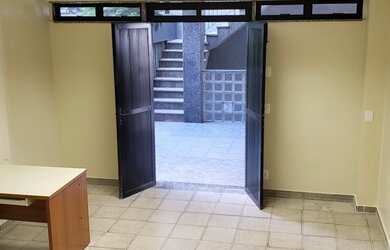 Imagem 5: Loja Interna de Galeria com Jirau, aluguel e venda, 70 m2 na Olegário...