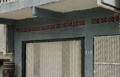 Imagem: A casa possui 1 Dormitório, 1 Banheiro, 1 Vaga na garagem e