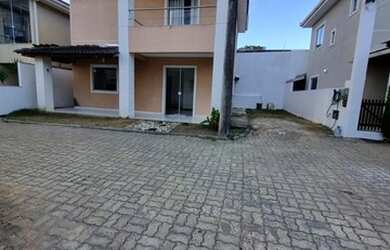 Imagem: A casa em condomínio possui 4 Dormitórios, 4 Banheiros, 2