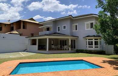 Imagem: A casa em condomínio possui 3 Dormitórios, 5 Banheiros, 2