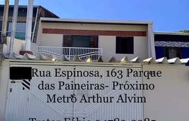 Imagem: A casa possui 2 Dormitórios, 2 Banheiros, 2 Vagas na garagem