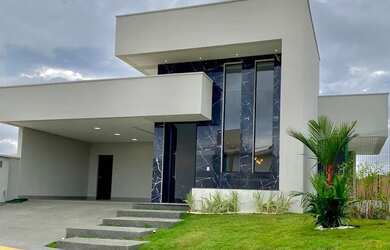 Imagem: A casa em condomínio possui 3 Dormitórios, 4 Banheiros, 4