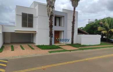 Imagem: A casa em condomínio possui 3 Dormitórios, 5 Banheiros, 4