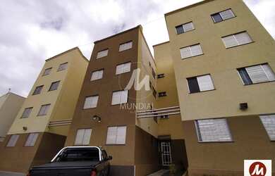 Imagem: O apartamento possui 3 Dormitórios, 1 Banheiro, 1 Vaga na garagem