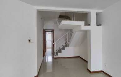 Imagem 6: Agatê Imóveis vende Casa Duplex em Itaipu por R 670 mil reais - Niterói...