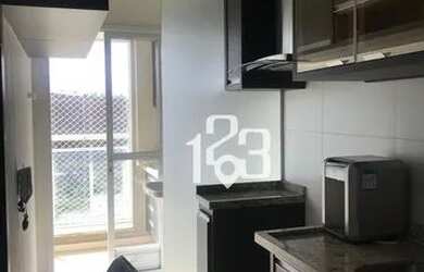 Imagem: O apartamento possui 1 Dormitório, 2 Banheiros, 1 Vaga na garagem